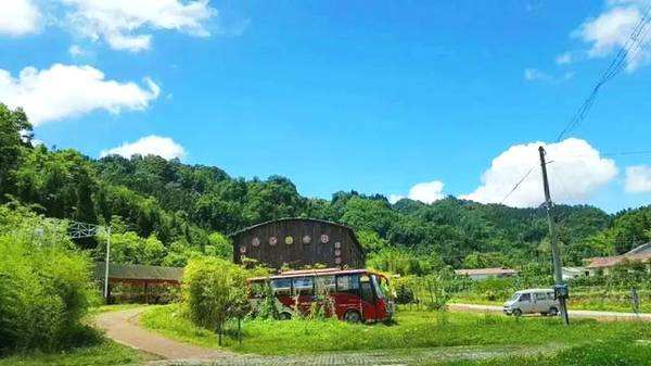 成都周边房车露营基地(成都房车露营地点推荐2019)