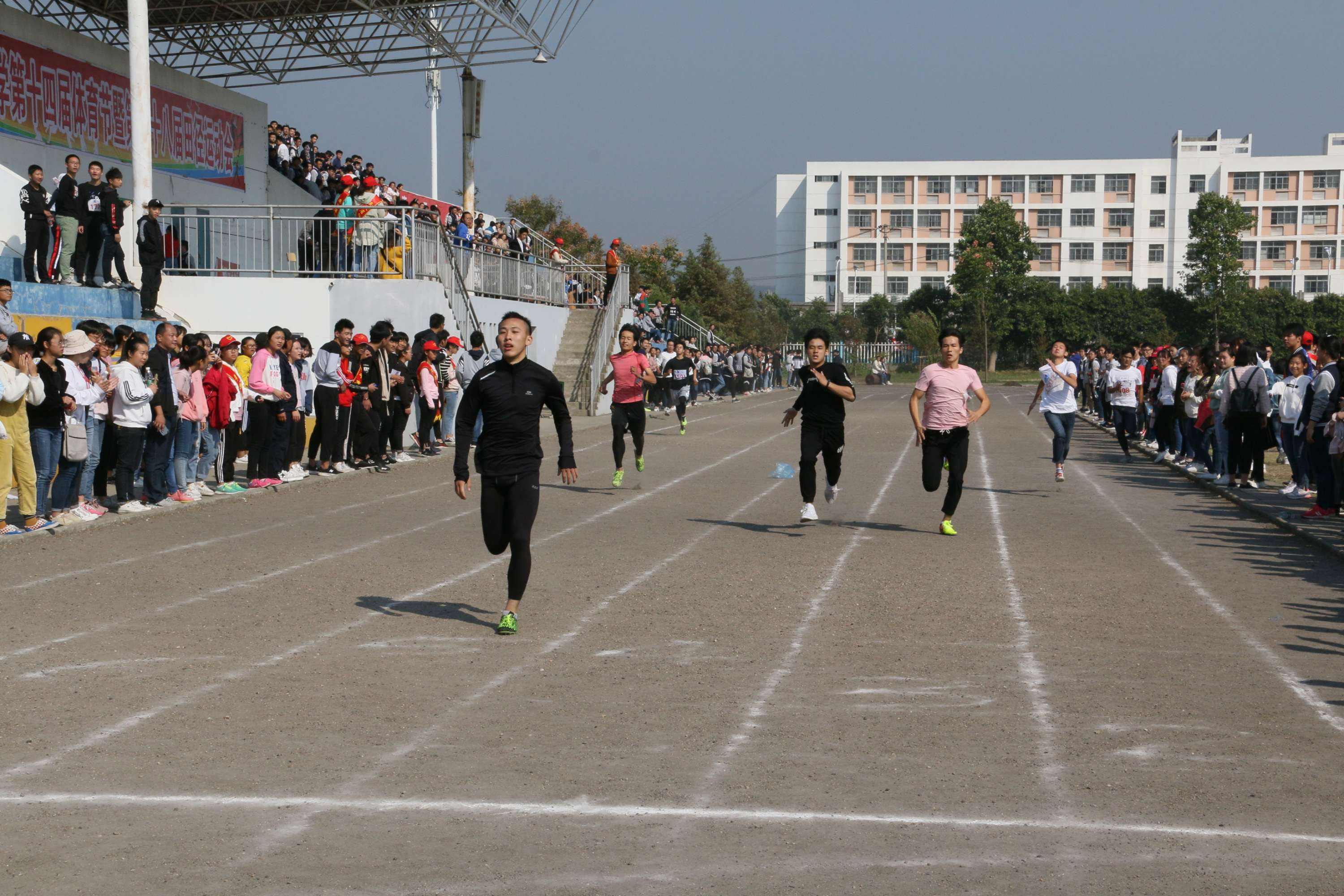 含山中学(含山中学在哪)