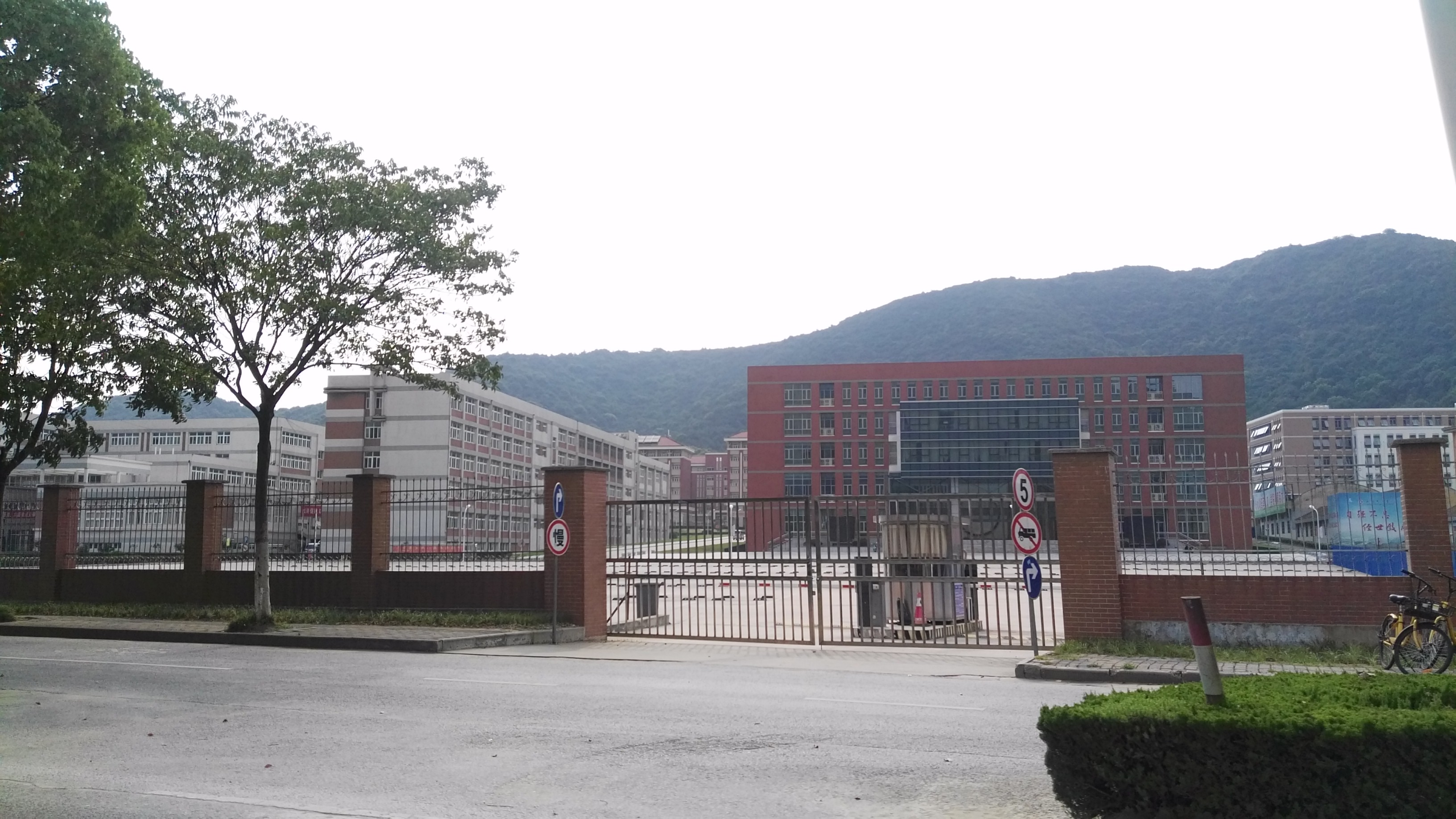 江南大学太湖学院(江南大学太湖学院是无锡太湖学院一样吗)